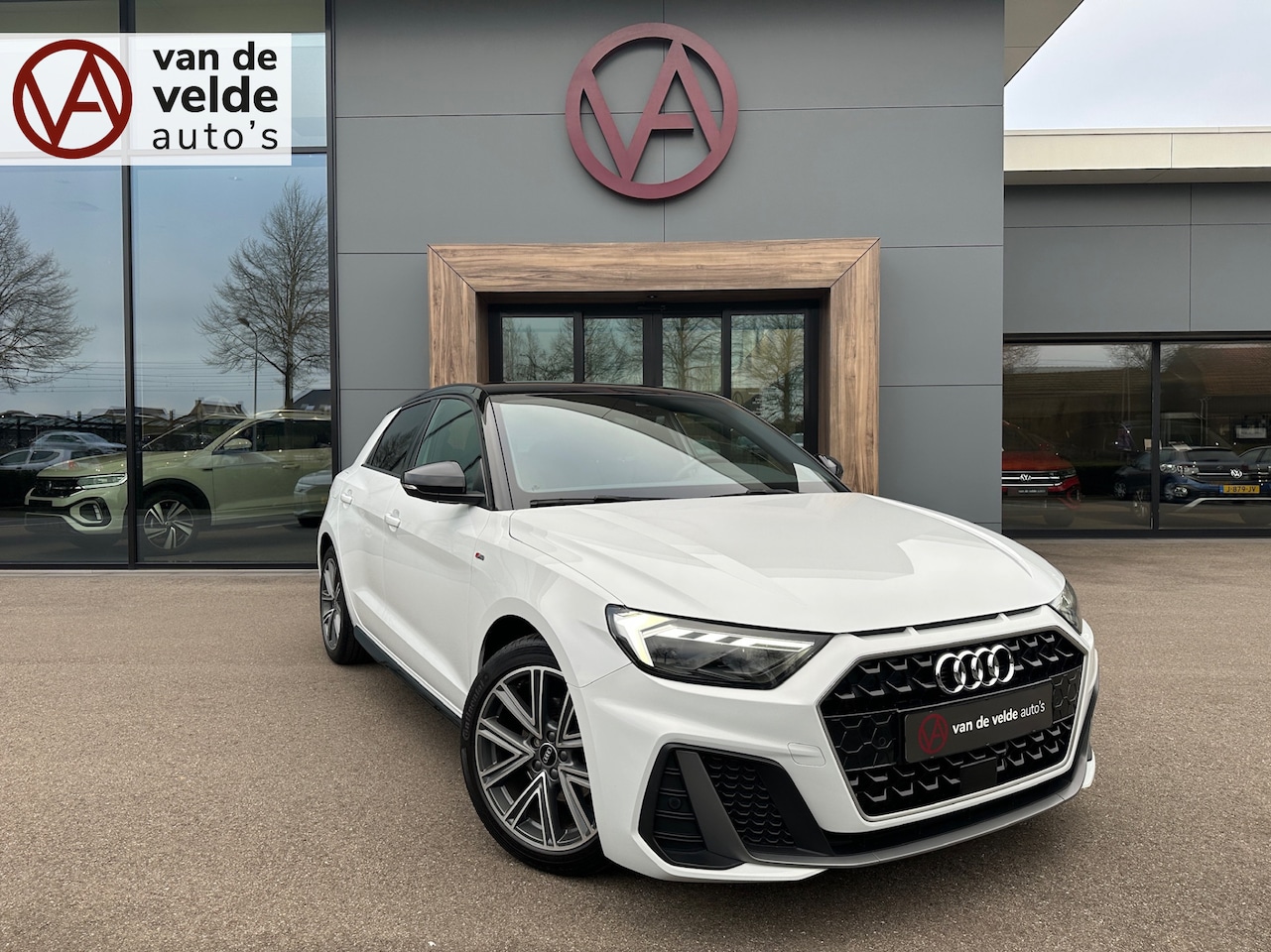 Audi A1 Sportback - 30 TFSI S-tronic 2x S-line | Led | Camera | Navi | Carplay | Rijklaar incl. garantie - AutoWereld.nl