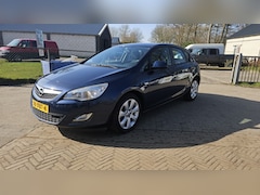 Opel Astra - 1.4 Turbo Ann. Ed