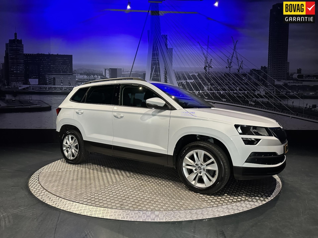 Skoda Karoq - 1.5 TSI ACT Business Edition Plus *Navi*Appconnect*Camera* - AutoWereld.nl