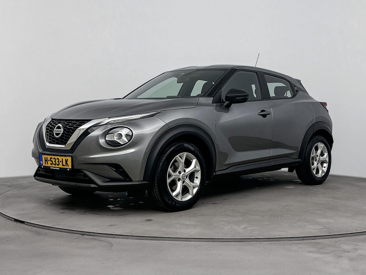 Nissan Juke - 1.0 DIG-T Acenta 116PK | Apple CarPlay & Android Auto | Climate Control | Camera | Parkeer - AutoWereld.nl