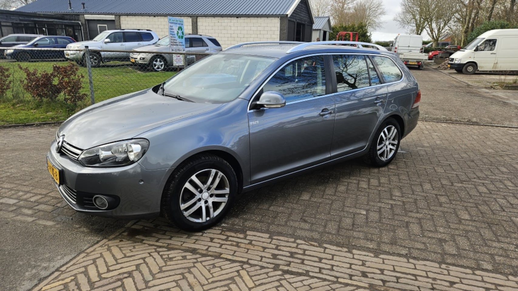 Volkswagen Golf Variant - 1.2 TSI Highl. Bl.M - AutoWereld.nl