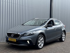 Volvo V40 Cross Country - 2.0 D2 Summum | Xenon | Navigatie | Camera | Stoelverw