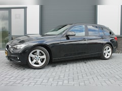 BMW 3-serie Touring - 318i Luxury