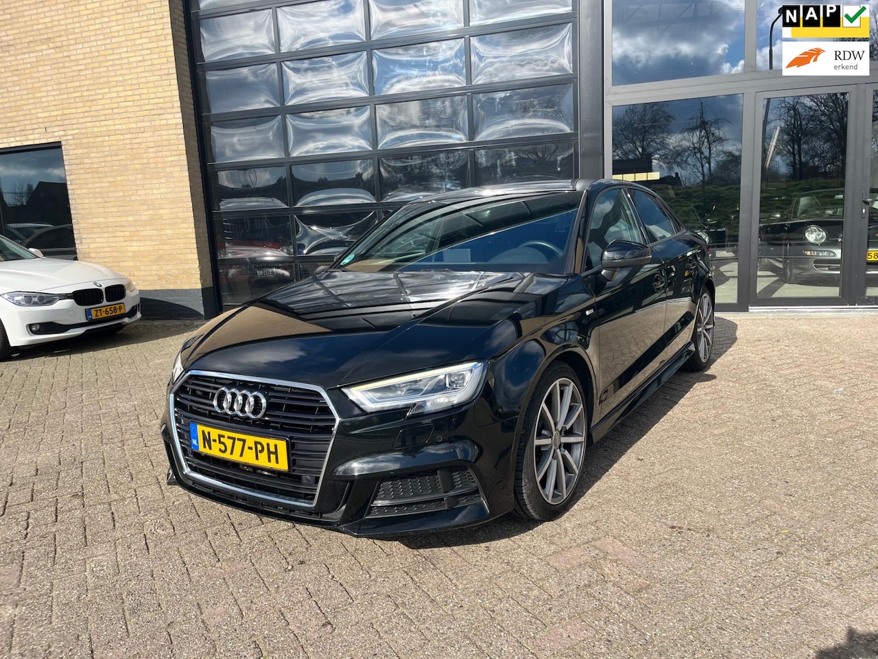 Audi A3 Limousine - 35 TFSI Advance Sport, Automaat, S-LINE - AutoWereld.nl