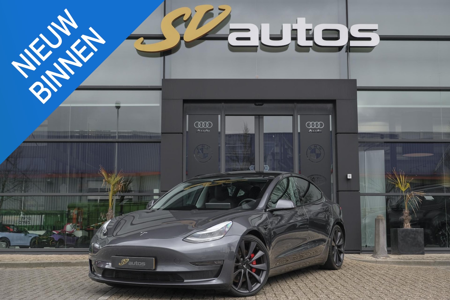 Tesla Model 3 - Performance 462pk AWD 75 kWh Panoramadak Zwart leder 20" LMV Autopilot - AutoWereld.nl