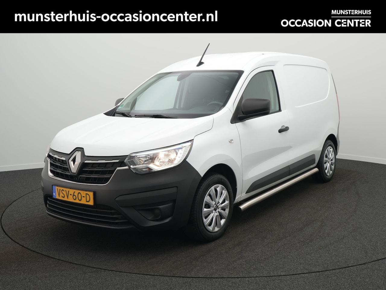 Renault Express - 1.5 dCi 75 Comfort + - Allseason banden - Trekhaak - Sidebars - AutoWereld.nl