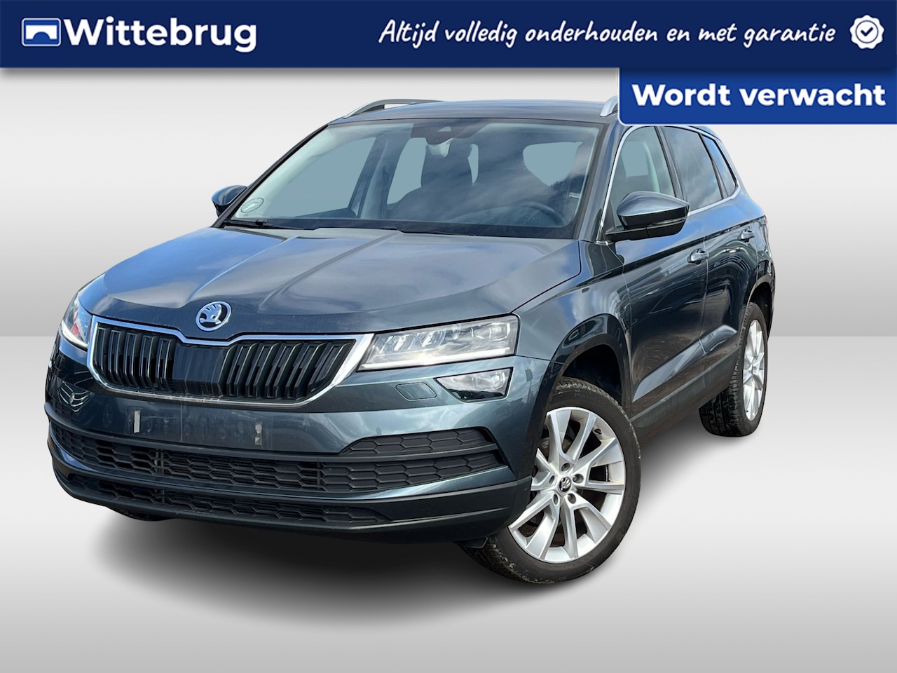 Skoda Karoq - 1.5 TSI ACT Style Zwenkbare trekhaak / 18 Inch / Stoelverwarming / Adaptive Cruise / Apple - AutoWereld.nl