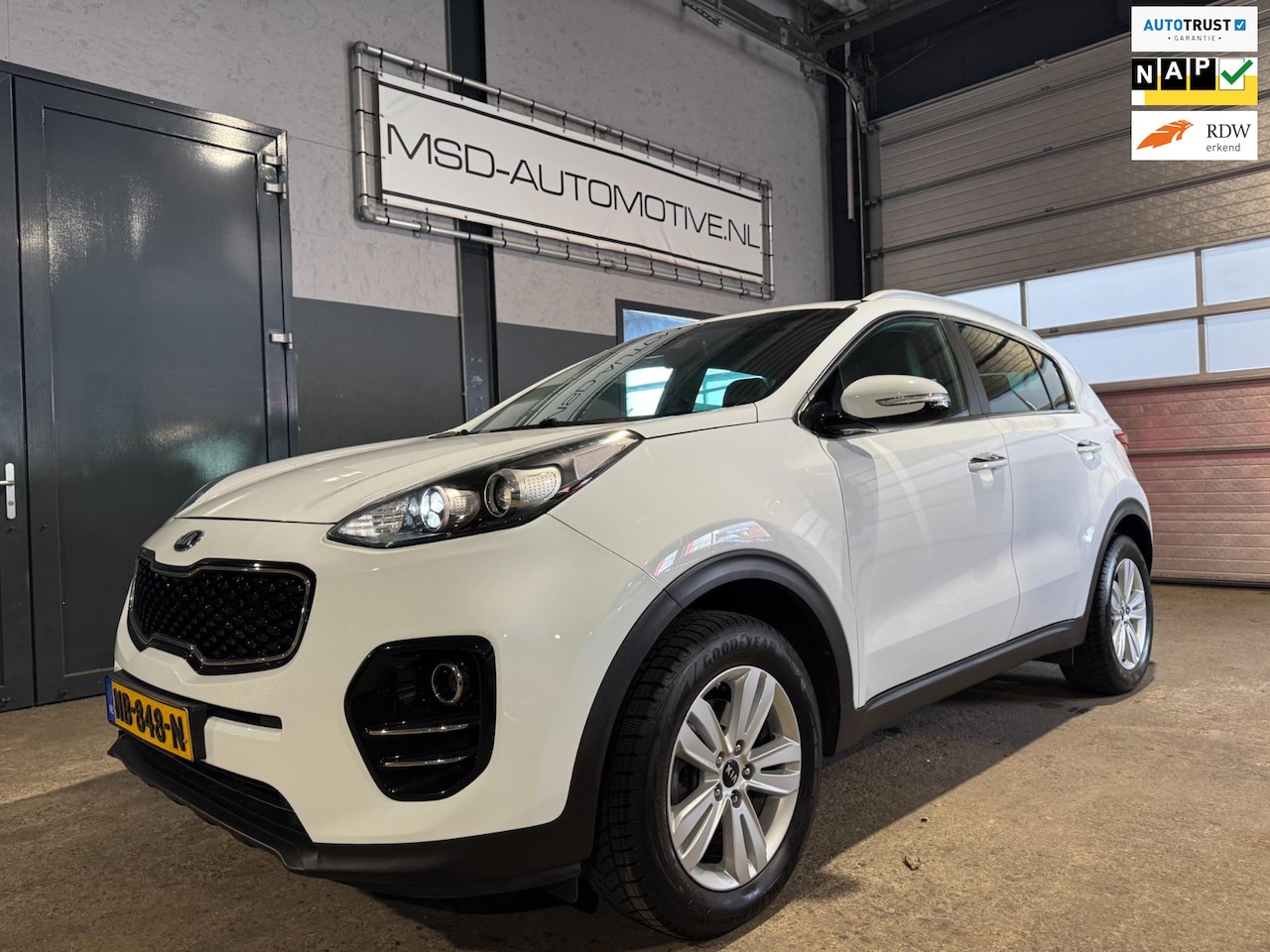 Kia Sportage - 1.6 GDI First Edition Leder Navigatie 2e eigenaar NAP - AutoWereld.nl