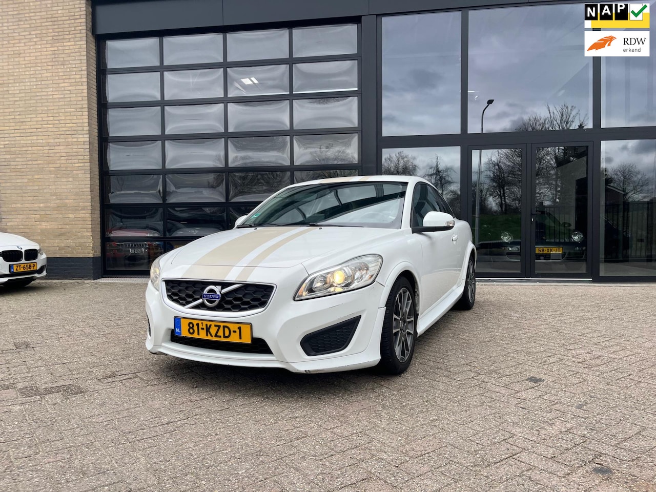 Volvo C30 - 1.6D S/S Kinetic 1.6D S/S Kinetic, Navi, Clima, Cruise control - AutoWereld.nl