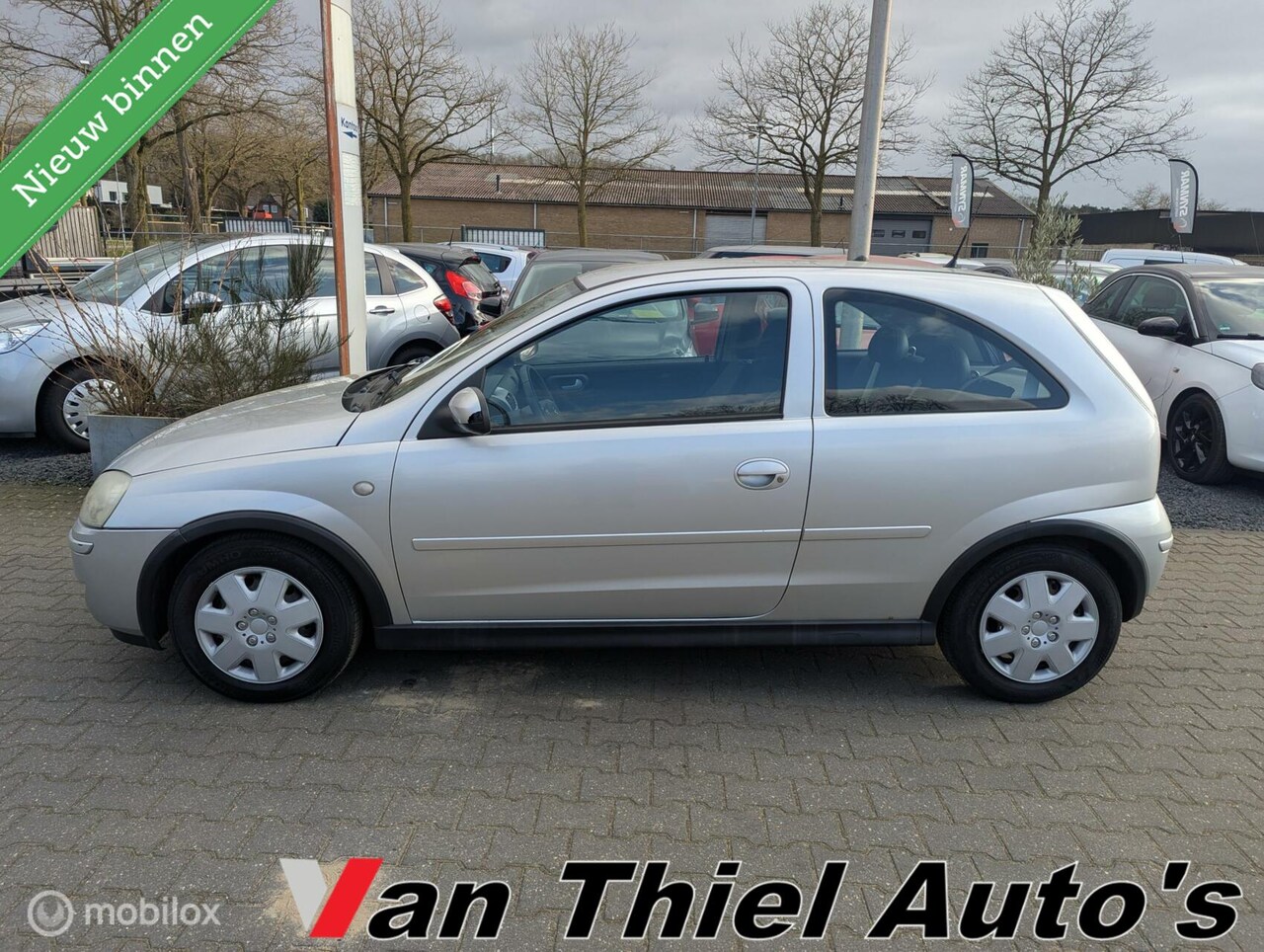 Opel Corsa - 1.4-16V Silverline airco - AutoWereld.nl