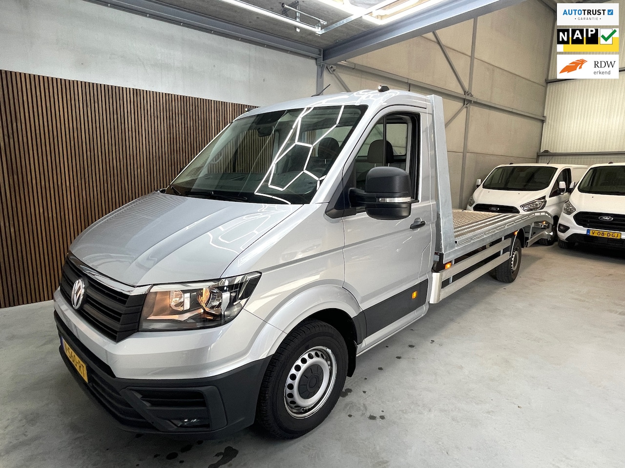 Volkswagen Crafter - 35 2.0 TDI 177 PK AUTOTRANSPORTER / OPRIJWAGEN L4 Highline AUTOMAAT - AutoWereld.nl