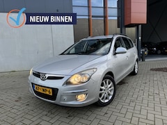 Hyundai i30 CW - 1.6i Dynamic ECC NAVI NAP BT