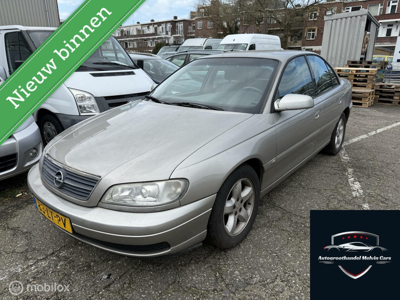 Opel Omega - 2.2i-16V Onyx Edition Automaat Distributie kapot! - AutoWereld.nl