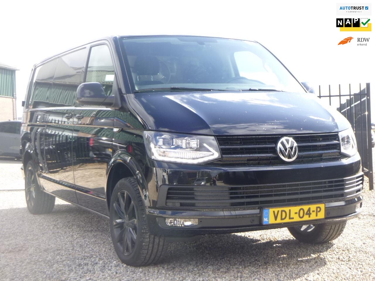 Volkswagen Transporter - 2.0 TDI L2H3 Highline 2.0 TDI L2H3 Highline - AutoWereld.nl