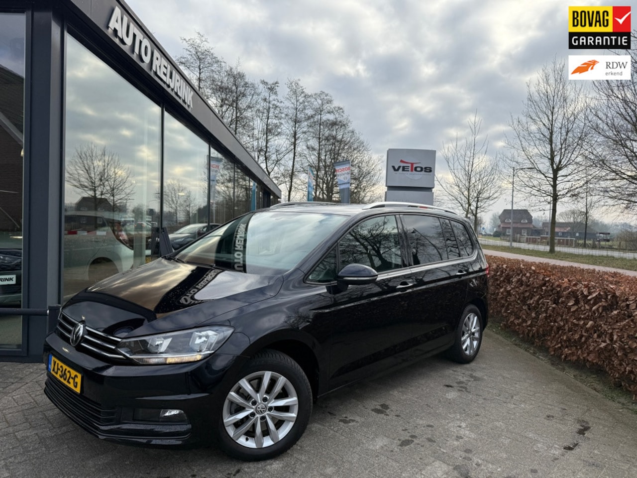 Volkswagen Touran - 1.5 TSI Comfortline Business 7p 1.5 TSI Comfortline Business 7persoons, Navi, Parkeers V+A - AutoWereld.nl