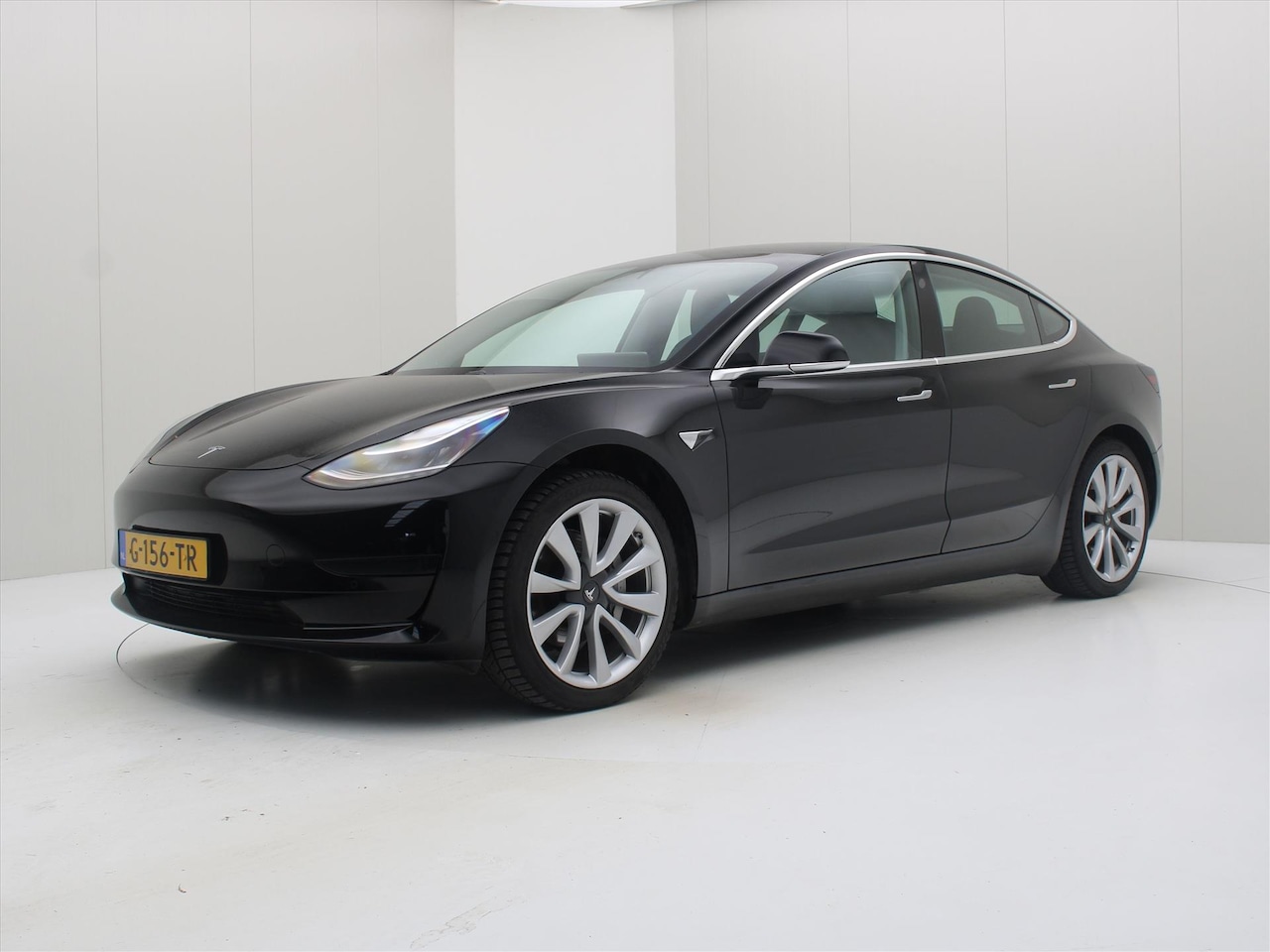 Tesla Model 3 - Standard RWD Plus [ AUTOPILOT+19" LMV+60 kWh+PREMIUM AUDIO ] - AutoWereld.nl