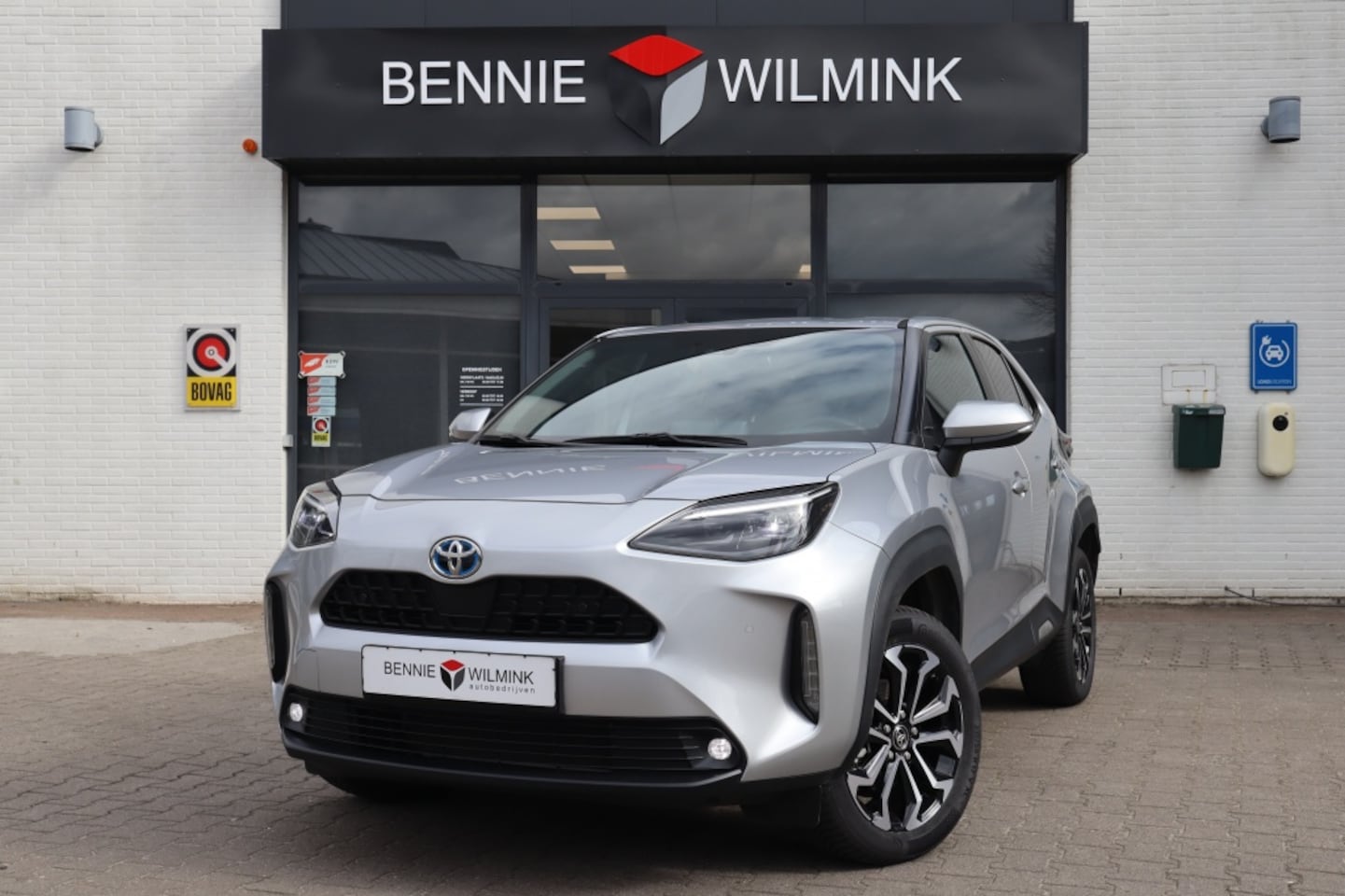 Toyota Yaris Cross - 1.5 Hybrid Dynamic Limited Blindspot/Stoel/Stuurverwarming/Navi - AutoWereld.nl