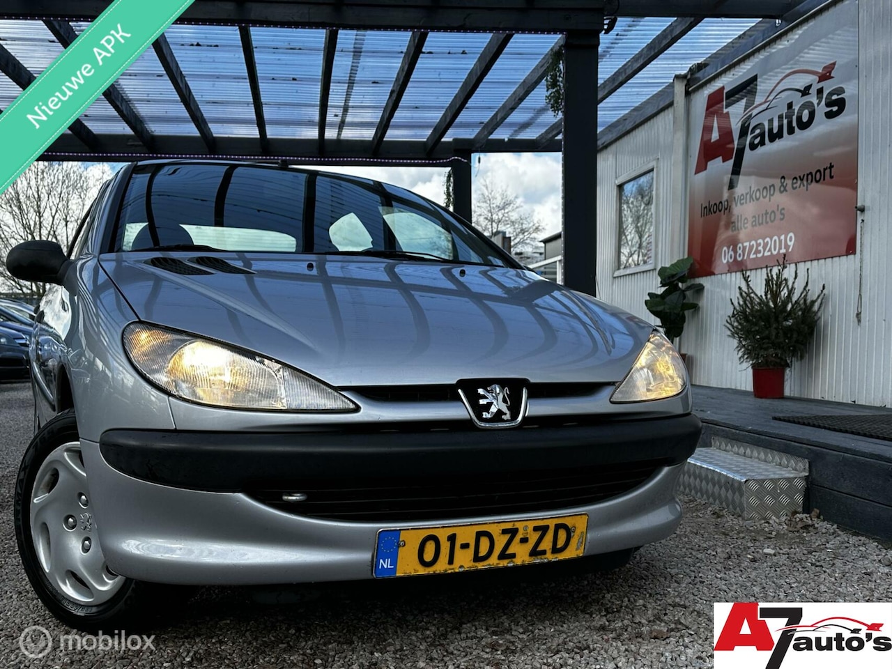 Peugeot 206 - 1.1 Nieuwe APK - AutoWereld.nl