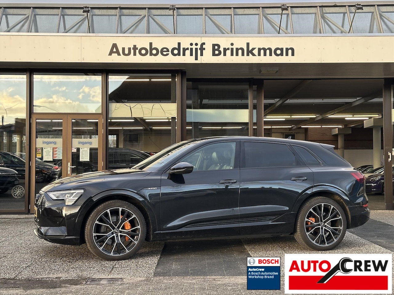 Audi e-tron - 55 quattro 313pk Launch Edition Black S-line Pano 300KW (408 pk) - AutoWereld.nl