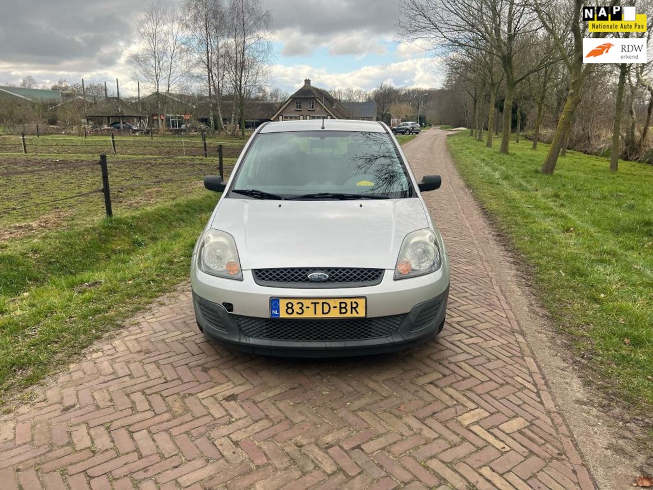 Ford Fiesta - 1.3-8V Champion 1.3-8V Champion - AutoWereld.nl