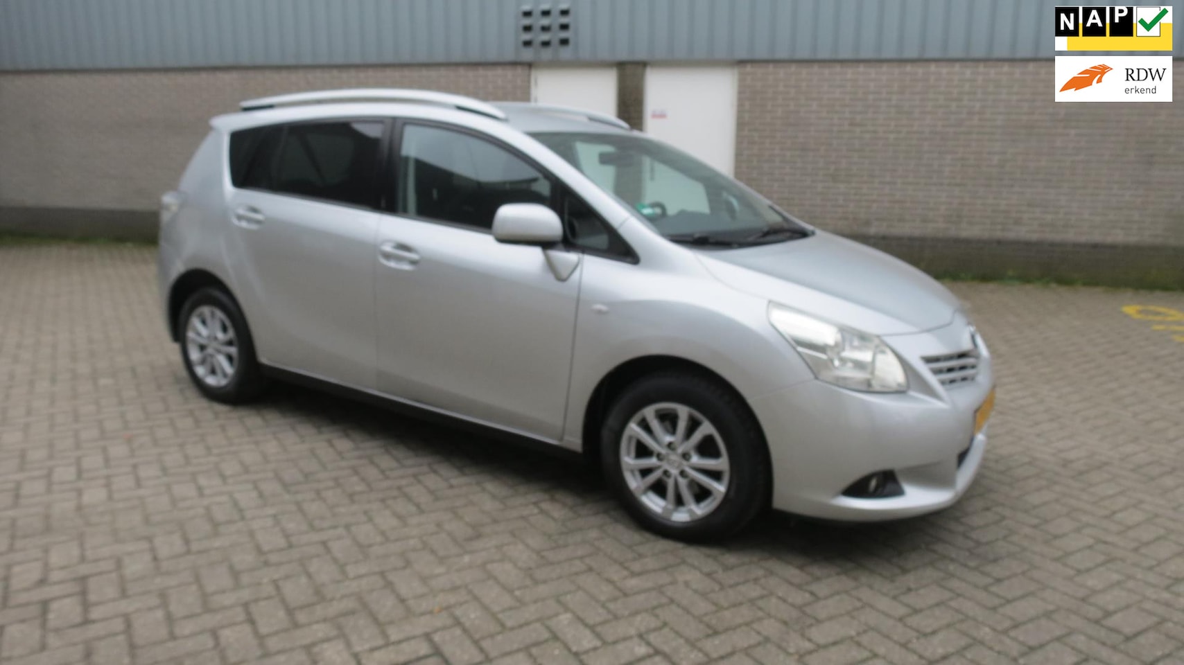 Toyota Verso - 1.6 VVT-i Aspiration 1.6 VVT-i Aspiration - AutoWereld.nl