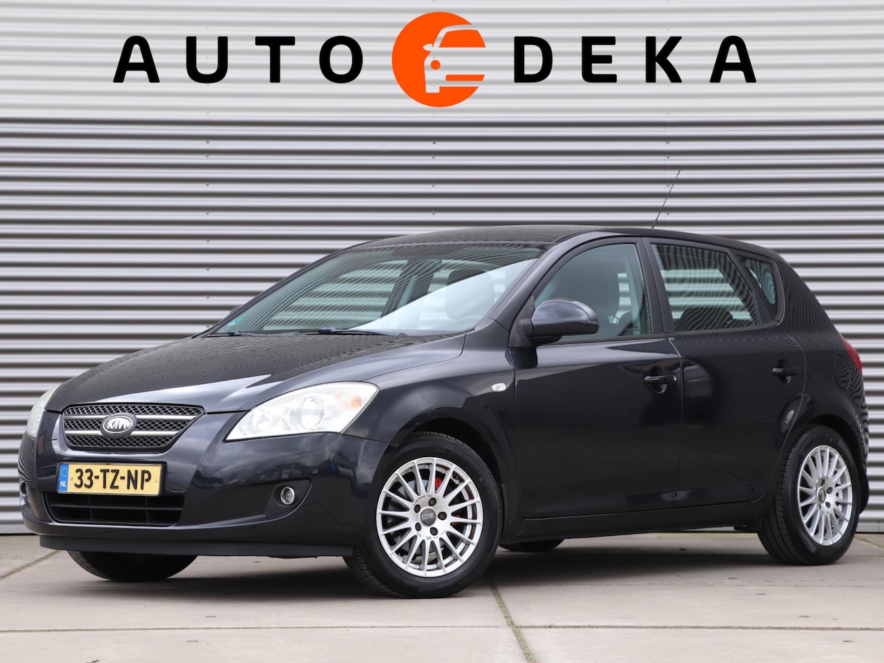 Kia Cee'd - 1.6 X-ecutive *Klimaatreg.*Bluetooth* - AutoWereld.nl