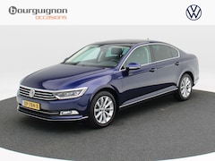 Volkswagen Passat - 1.5 TSi 150 Pk Automaat Highline | Full LED | Panoramadak | Privacy Glas | Cruise Control