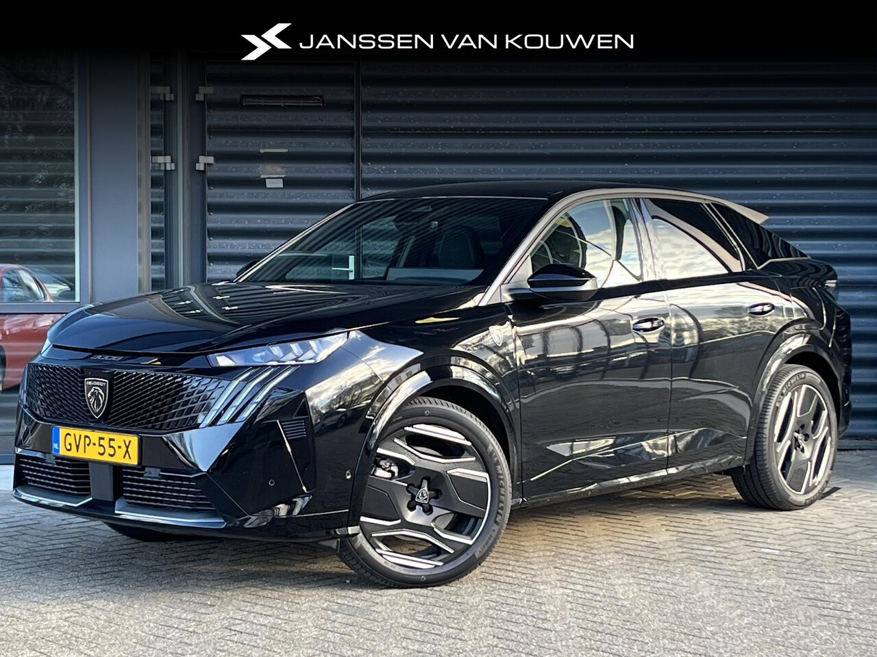 Peugeot e-3008 - GT 73 kWh Direct leverbaar! * Alcantara * Trekhaak * 360 camera - AutoWereld.nl