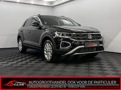 Volkswagen T-Roc - 1.5 TSI Life Edition Clima, Camera, Apple carplay, Keyless start, Virtual desk, Cruise con