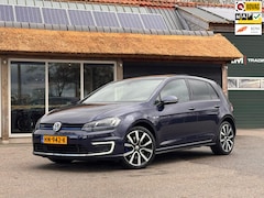 Volkswagen Golf - 1.4 TSI GTE/NAP/PANO/CAMERA/KEYLESS/DEALERAUTO