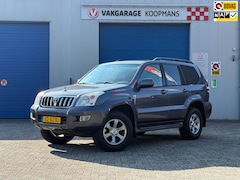 Toyota Land Cruiser - 3.0 D-4D Executive Blind Van