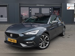 Seat Leon - 1.4 TSI eHybrid FR / MEMORY SEATS / SFEER / PANO / NAV / STOEL-STUURVERWARMING