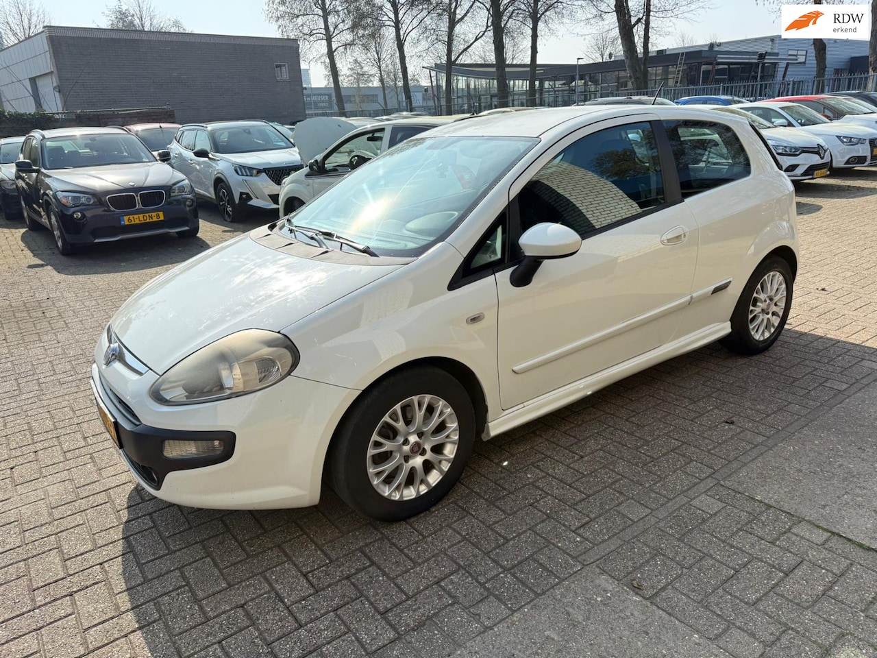 Fiat Punto Evo - 1.3 M-Jet Dynamic Export - AutoWereld.nl