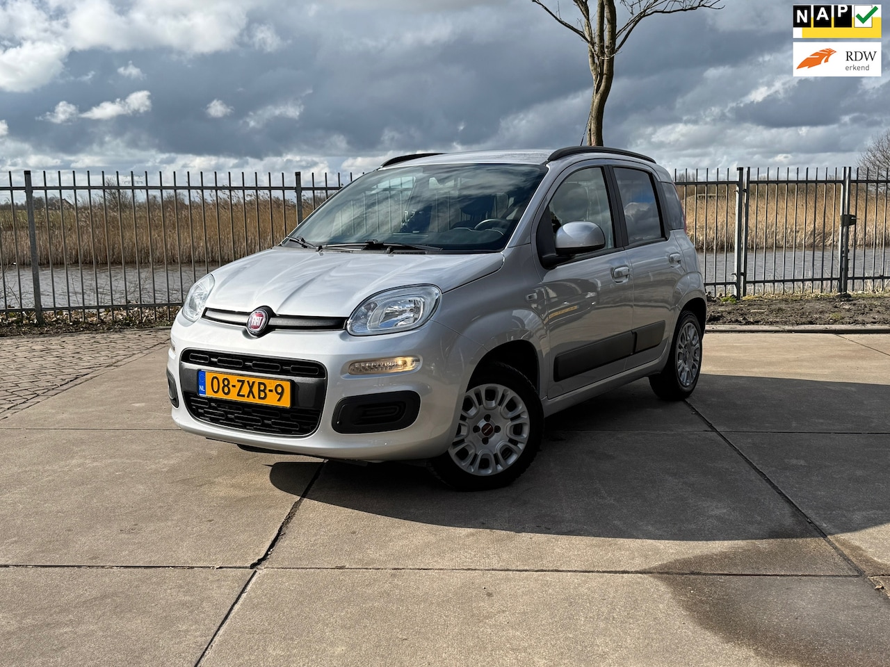 Fiat Panda - 0.9 TwinAir Lounge | Autm | Navi | Radio | Airco | - AutoWereld.nl