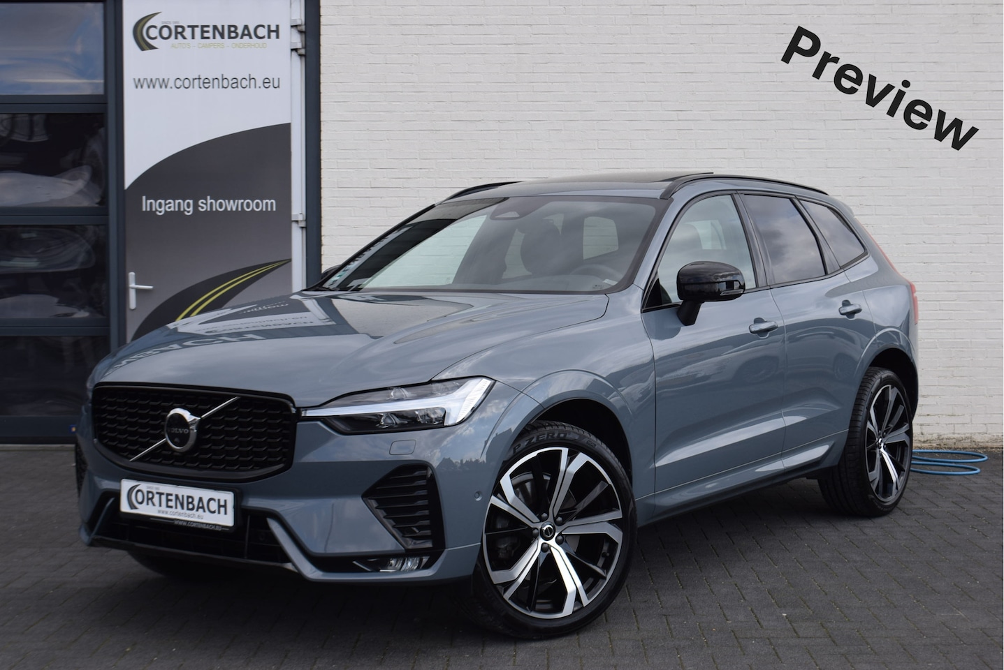 Volvo XC60 - 2.0 B4 R-Design | Harman Kardon | Panorama dak | Memory stoelen | Adaptieve Cruise | Apple - AutoWereld.nl