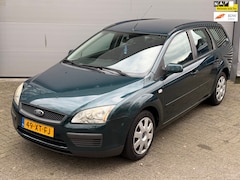 Ford Focus Wagon - 1.6-16V Trend l Airco l 2de Eigenaar l Rijdt & Schakelt zeer goed