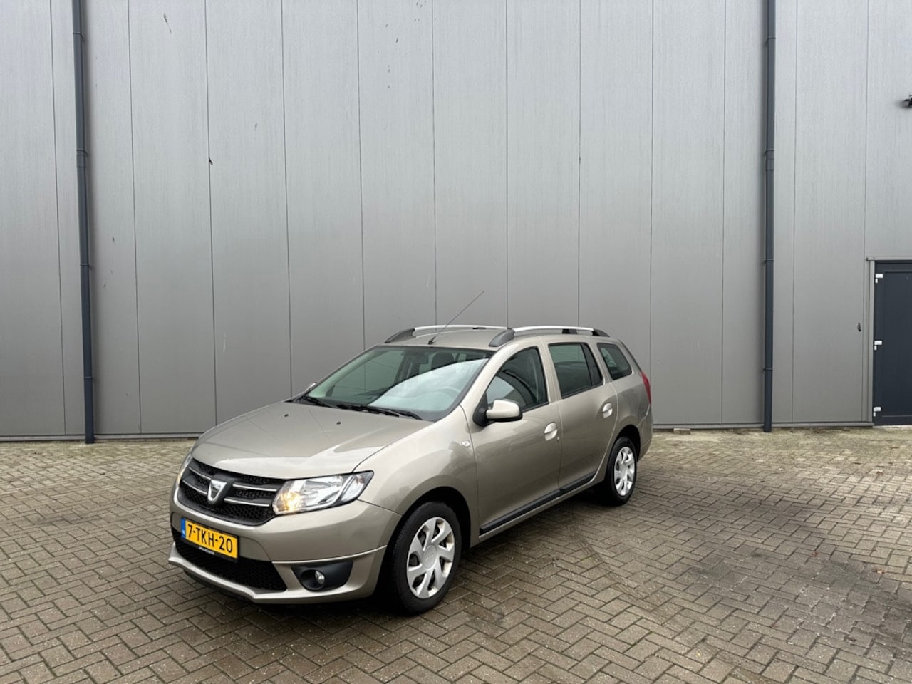 Dacia Logan MCV - 1.5 dCi Laureate 1.5 dCi Lauréate - AutoWereld.nl