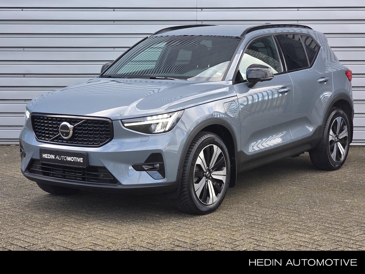 Volvo XC40 - T4 Plug-in hybrid Plus Dark | Adaptive Cruise | 360 Camera | PDC V/A | Donker Glas | Stoel - AutoWereld.nl