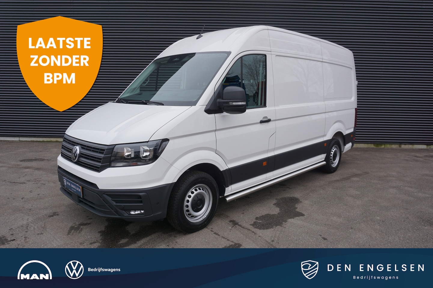 Volkswagen Crafter - 30 | 140 PK | L3H3 | App-Connect | Camera | Cruise | Trekhaak | Voorruitverwarming - AutoWereld.nl