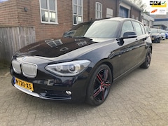 BMW 1-serie - 118i Business+ Bj 2012 Pano, Navi pro, Xenon, lees omschrijving