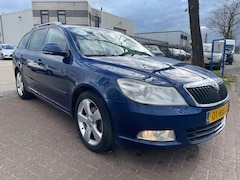 Skoda Octavia Combi - 1.6 TDI Greenline Business Line Airco, Cruisecontrol, Navigatie LEES TEKST