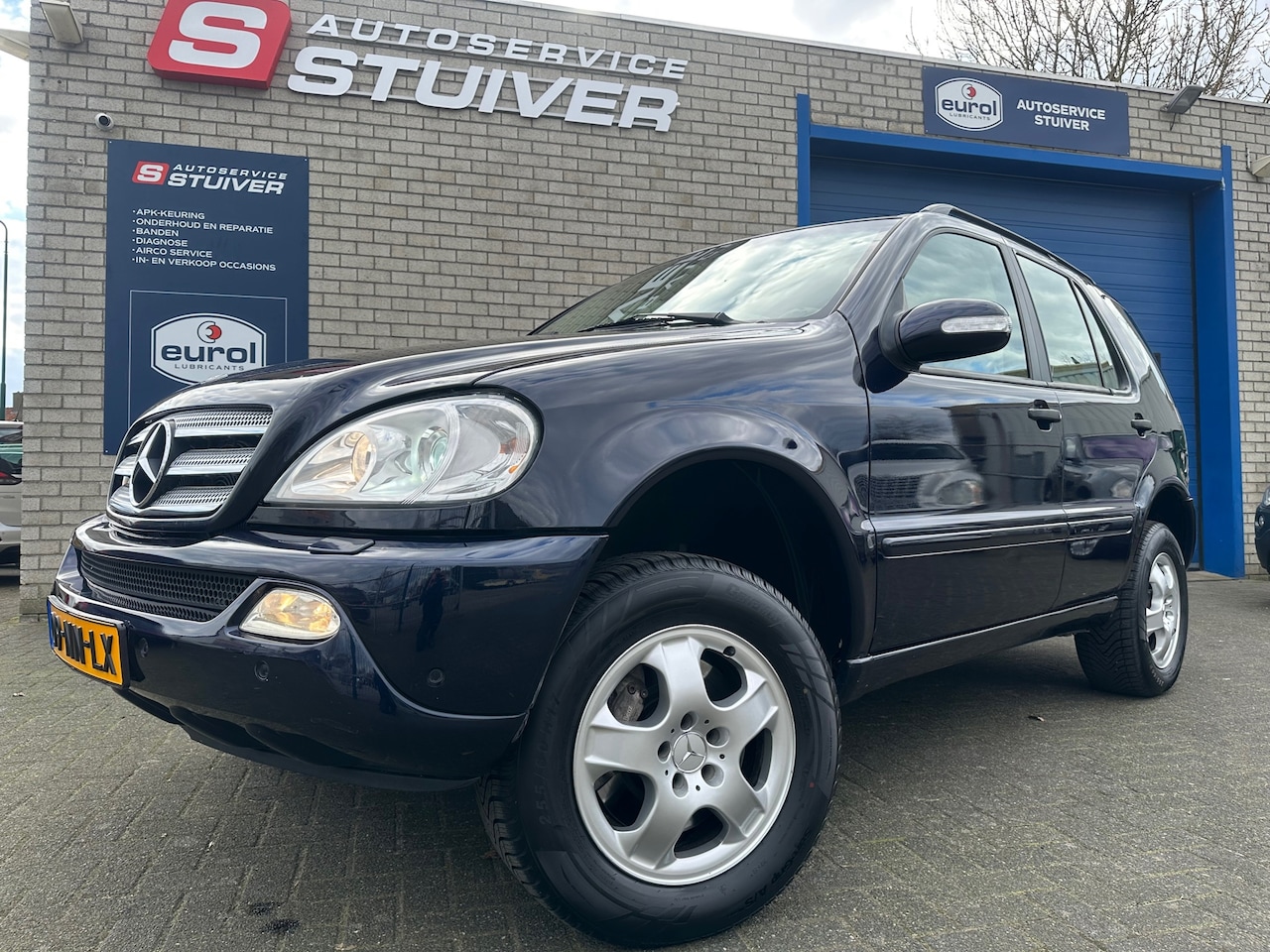 Mercedes-Benz M-klasse - 350 YOUNGTIMER 3500KG TREKGEWICHT - AutoWereld.nl