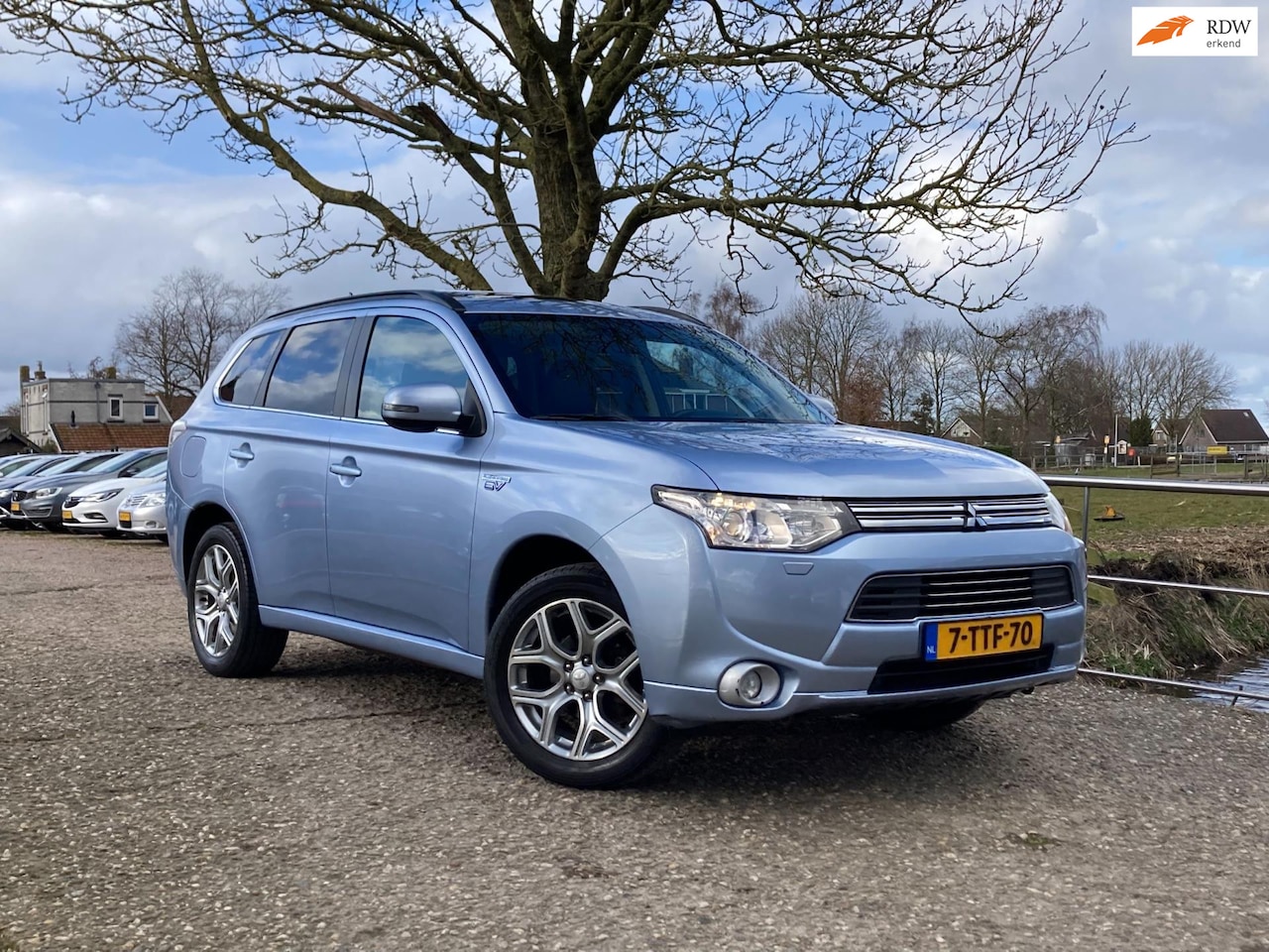 Mitsubishi Outlander - 2.0 PHEV Instyle | Schuif/Kanteldak + Cruise + Clima Nu € 8.975,-!!! - AutoWereld.nl