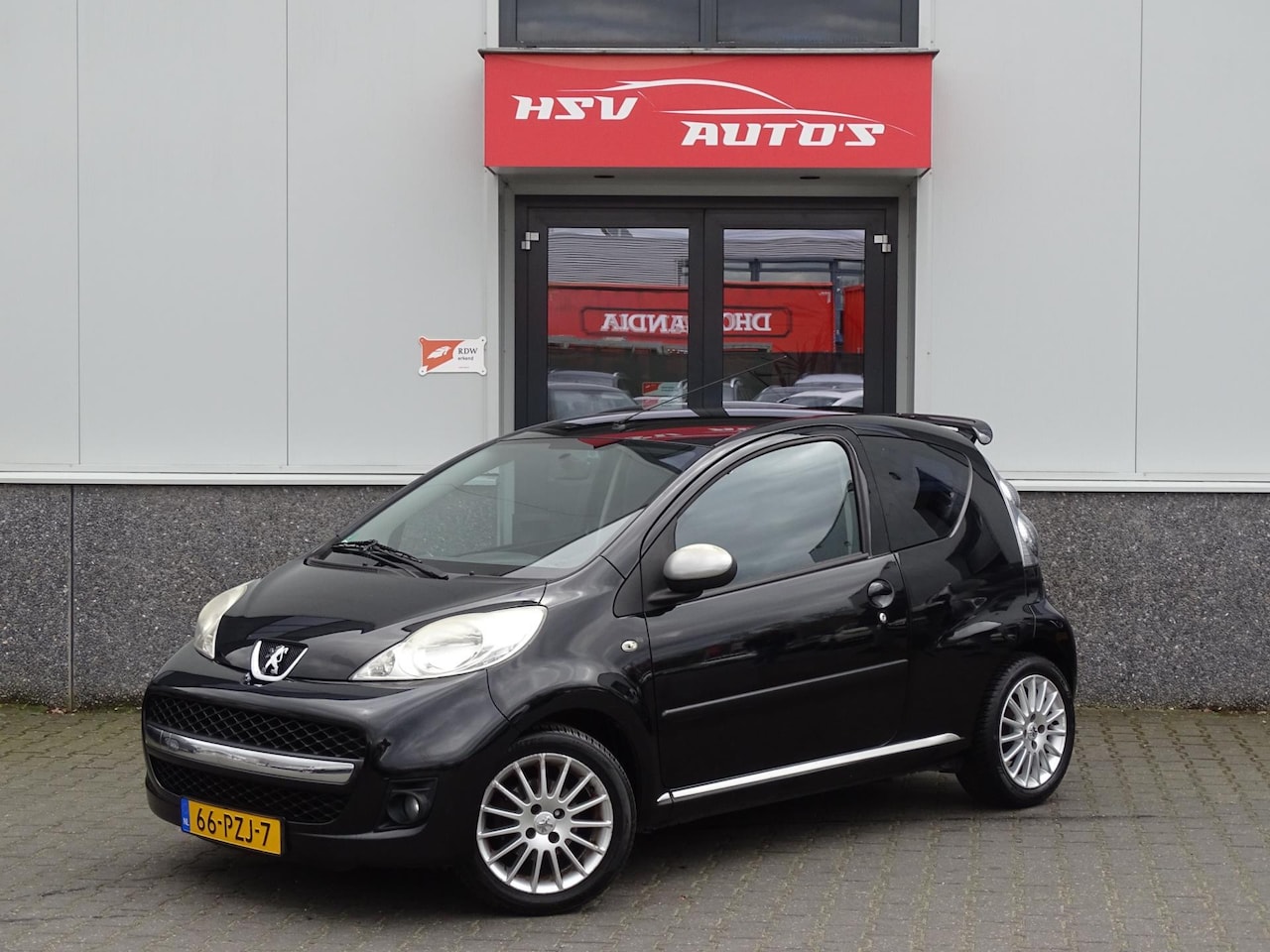 Peugeot 107 - 1.0-12V XS E-vti Limited Edition airco LM org NL - AutoWereld.nl