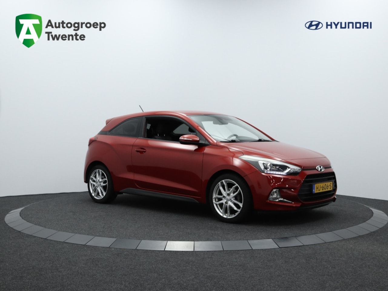 Hyundai i20 Coupé - 1.2 HP i-Motion Comfort | Cruise control | Airco - AutoWereld.nl