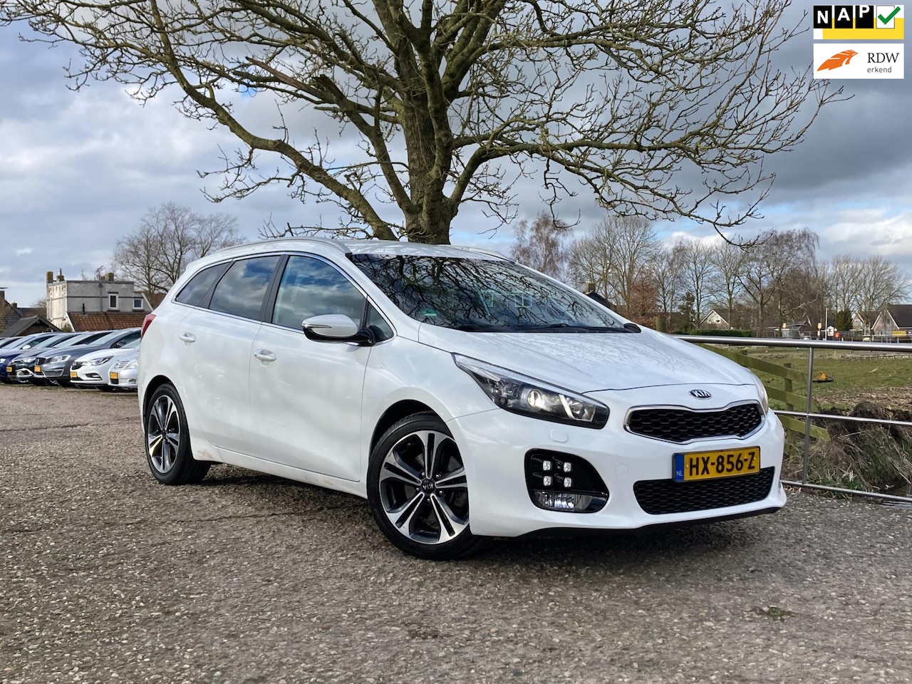 Kia Cee'd Sportswagon - 1.0 T-GDi GT-Line | Cruise + Clima + Navi nu € 9.975,-!!! - AutoWereld.nl