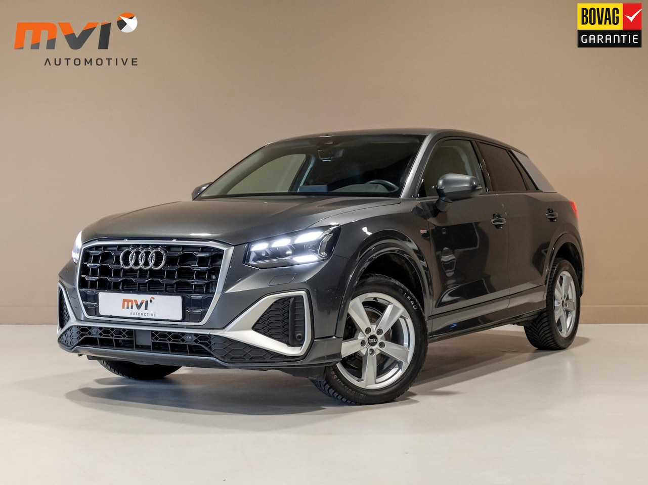 Audi Q2 - 35 TFSI S Edition / 150pk / Keyless entry / Achteruitrij camera / Stoelverwarming / - AutoWereld.nl