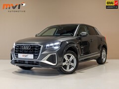 Audi Q2 - 35 TFSI S Edition / 150pk / Keyless entry / Achteruitrij camera / Stoelverwarming /