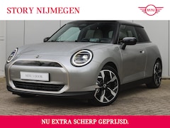 MINI Cooper - Hatchback / Favoured Trim / Pakket M / 18 inch Slide Spoke 2-tone