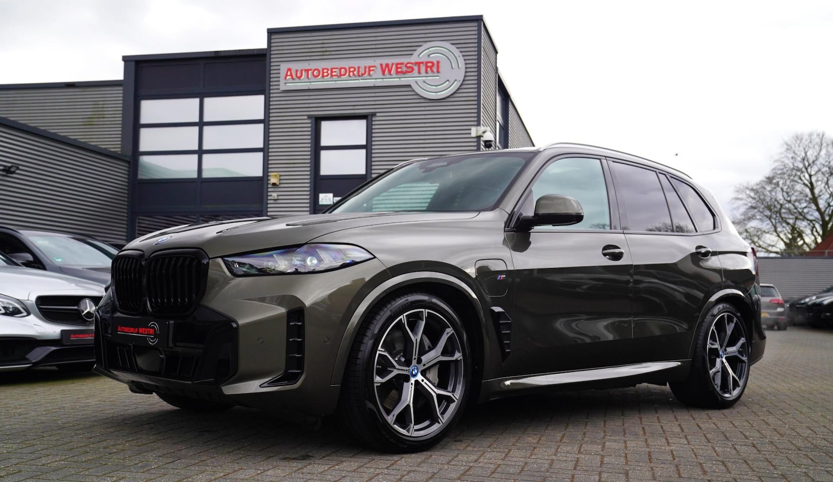 BMW X5 - XDrive50e | AR | 360 Camera | Massage | Luchtvering - AutoWereld.nl